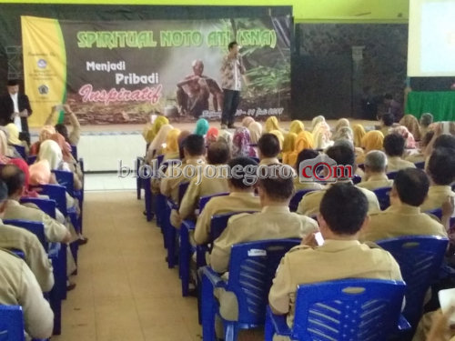 Bangun Karakter Pendidikan Islami, Kepala SD Ikuti 'Spiritual Noto Ati'